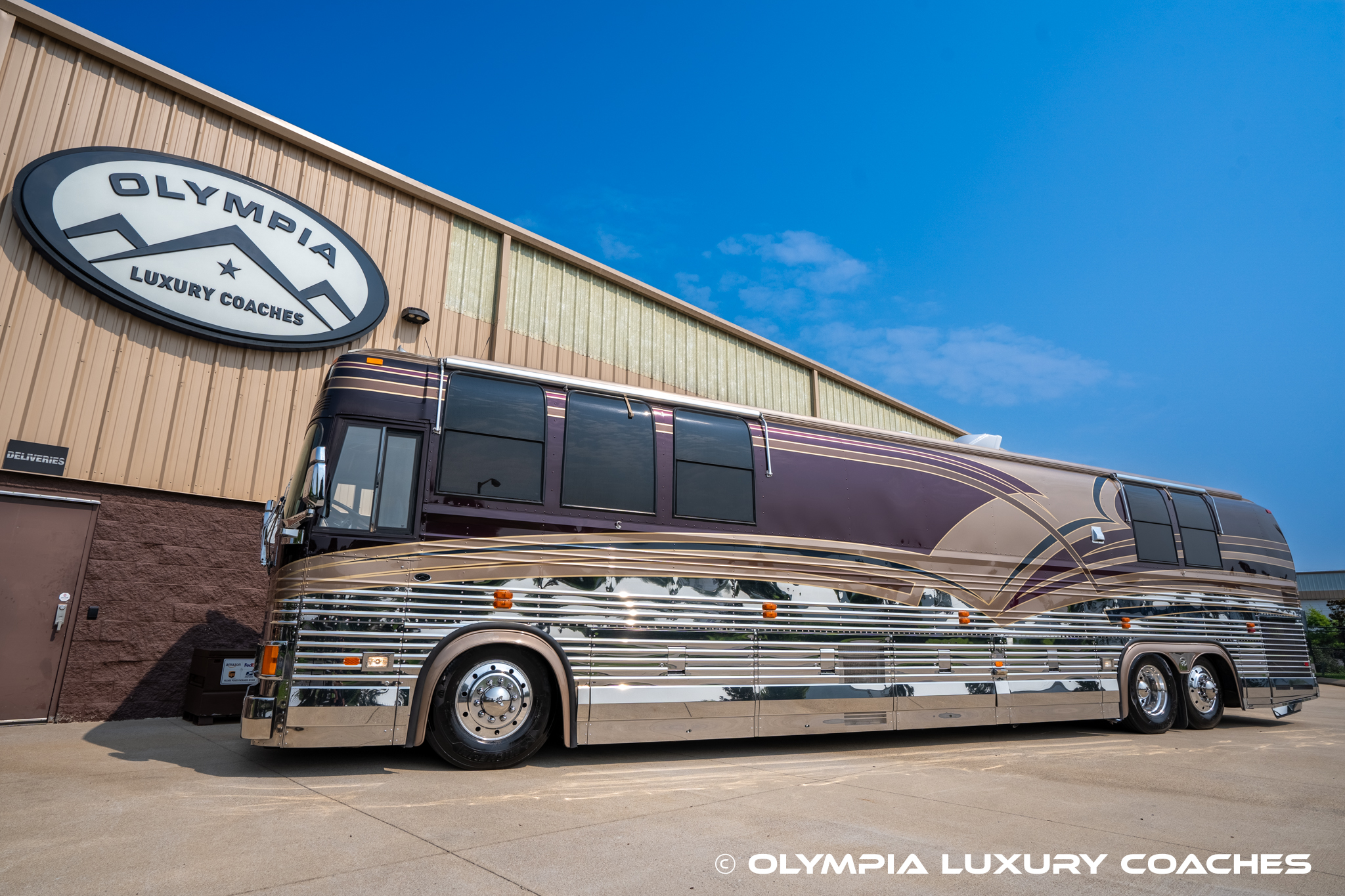 2000 Prevost XLV Royale Coach | - Olympia Luxury Coaches